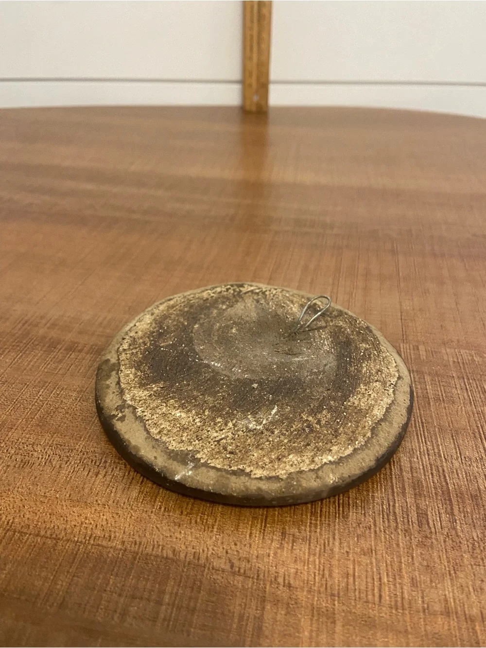 Unbranded handcrafted round